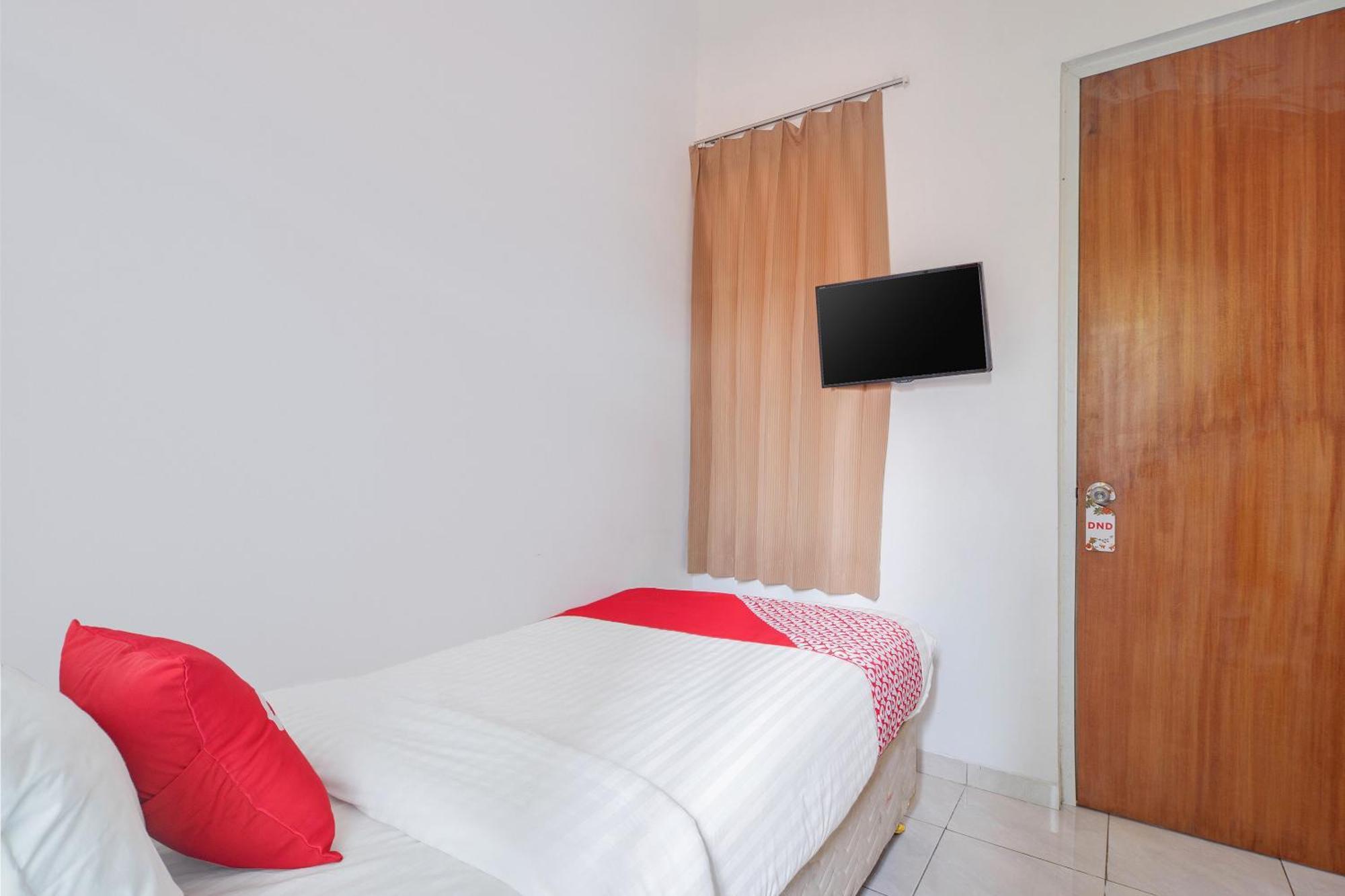 Super Oyo 866 Idola Residence Jakarta Exterior foto