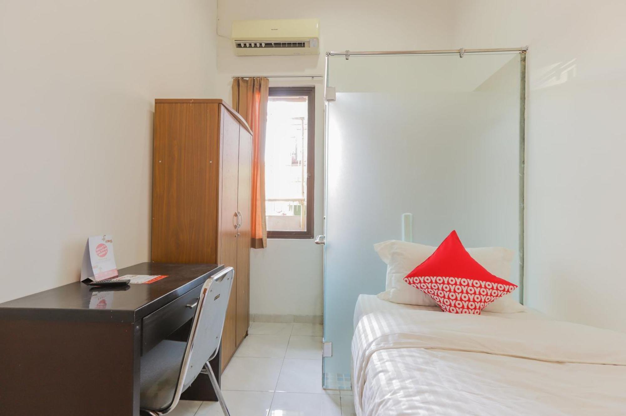 Super Oyo 866 Idola Residence Jakarta Exterior foto