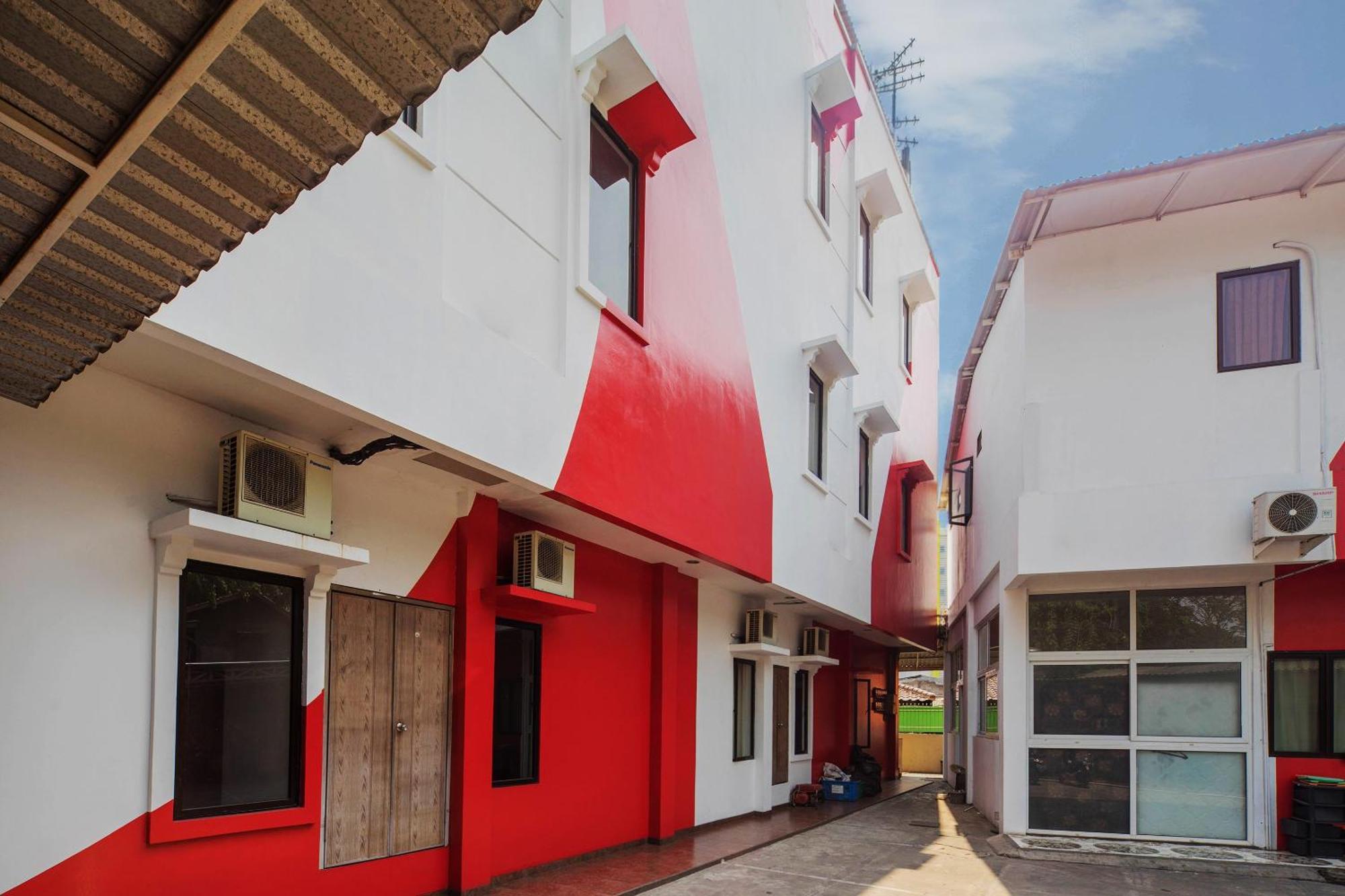 Super Oyo 866 Idola Residence Jakarta Exterior foto